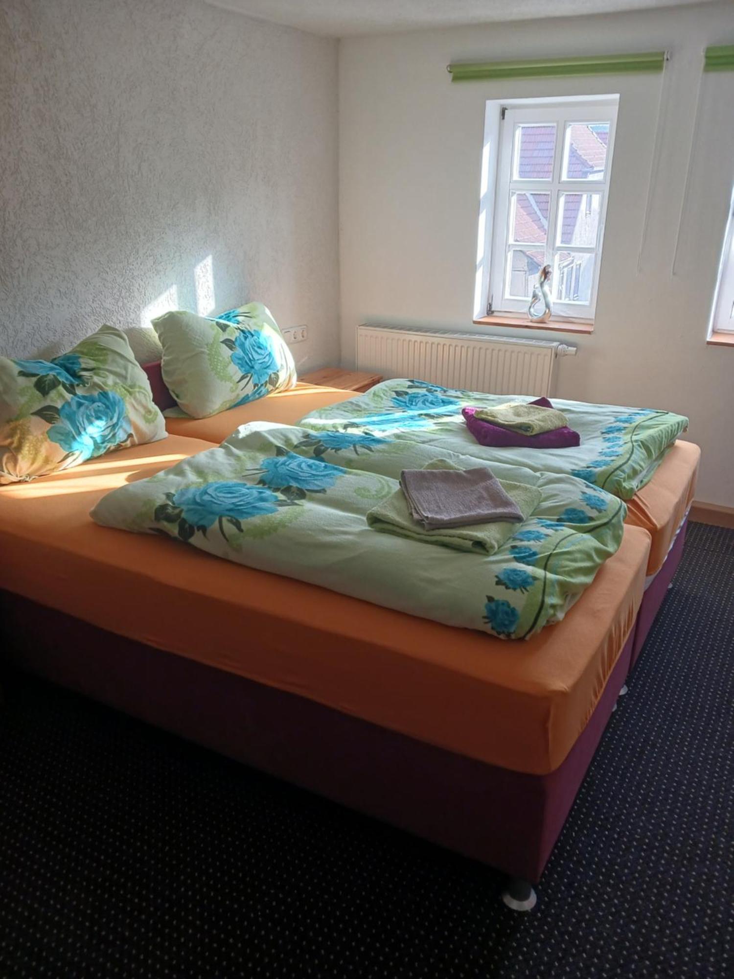 Heldburg Ferienwohnung Leon מראה חיצוני תמונה